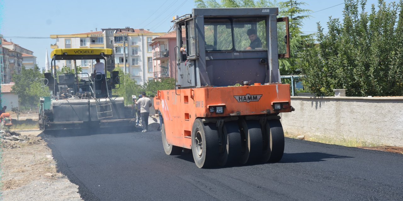 Sezonun ilk sıcak  asfaltı tamam