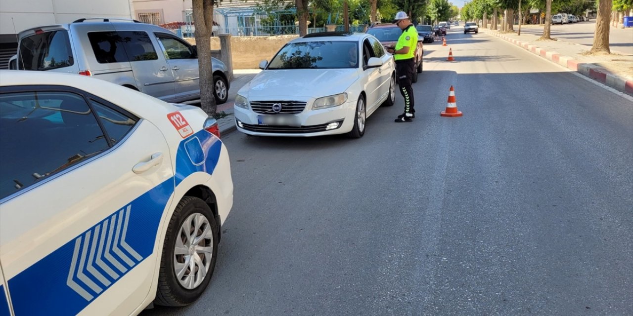 Karaman'da çeşitli suçlardan aranan 44 kişi yakalandı