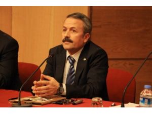 Aksaray'da 'Mehmet Akif'i Anlamak' Konulu Konferans Düzenlendi