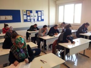 Çağrı Koleji Velileri Kitap Okuma Yarışmasında