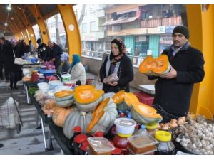 Erbaa’da Yöresel Ürünler Pazarı Hizmet Vermeye Başladı