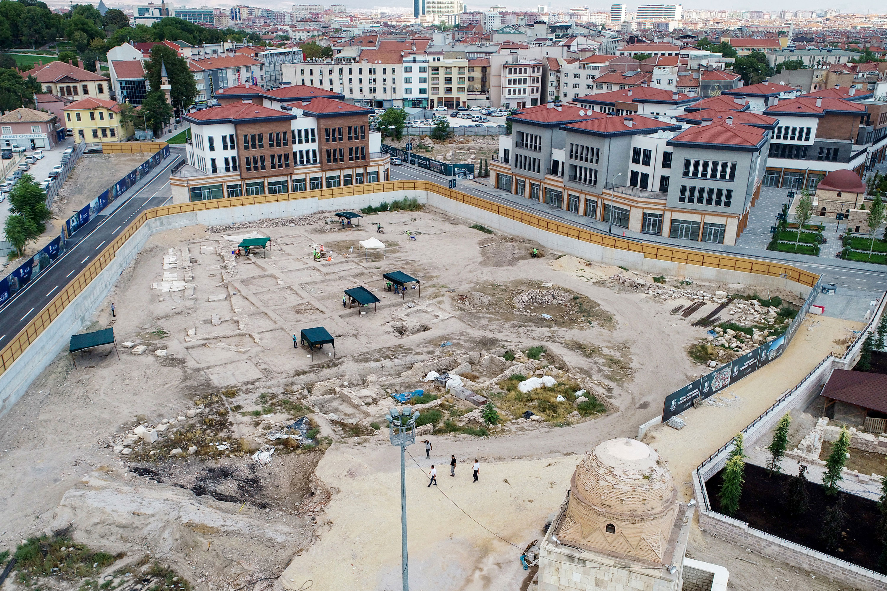 Şükran Mahallesi’ndeki kazılar tarihe ışık tutuyor