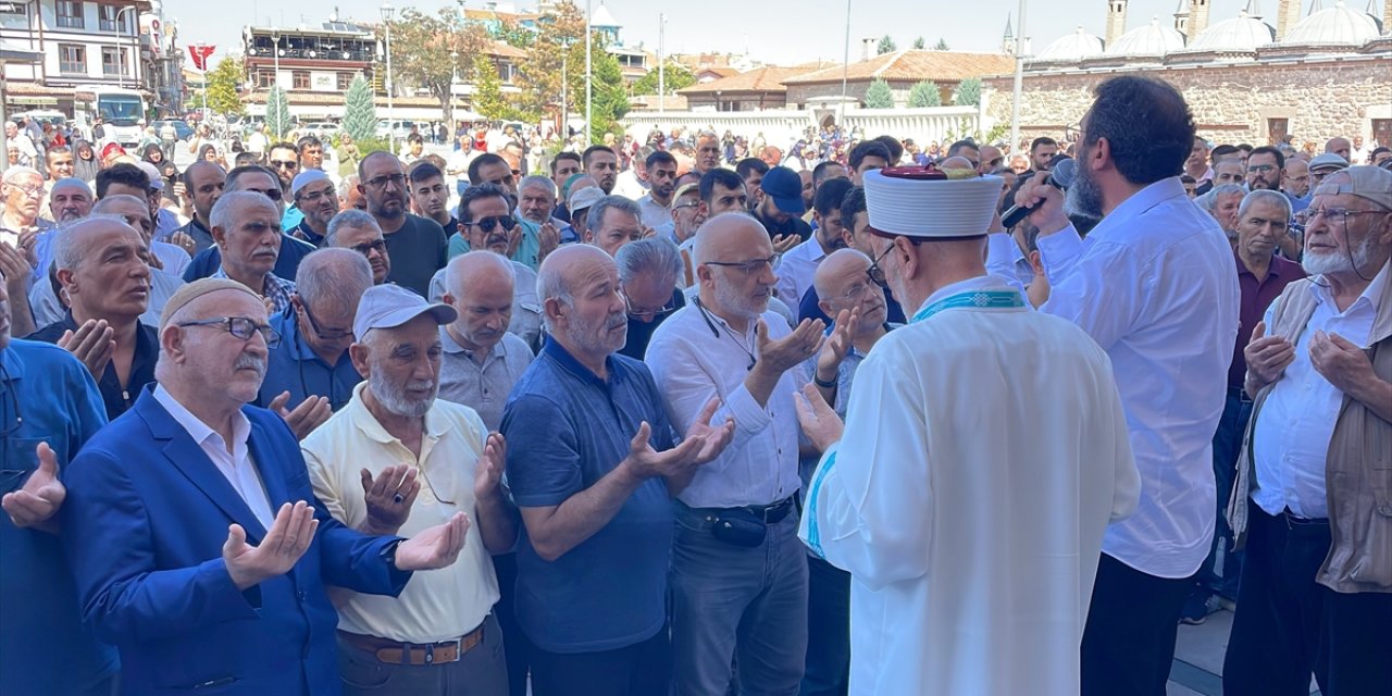 Konya'da Ayşenur Ezgi Eygi için gıyabi cenaze namazı kılındı