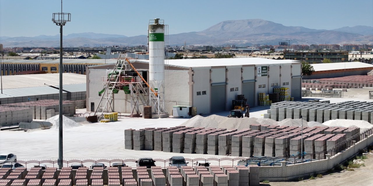 Beton elemanları tesisi   üretimi sürdürüyor