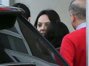 Ebru Gündeş'e Reza Zarrab sorgusu