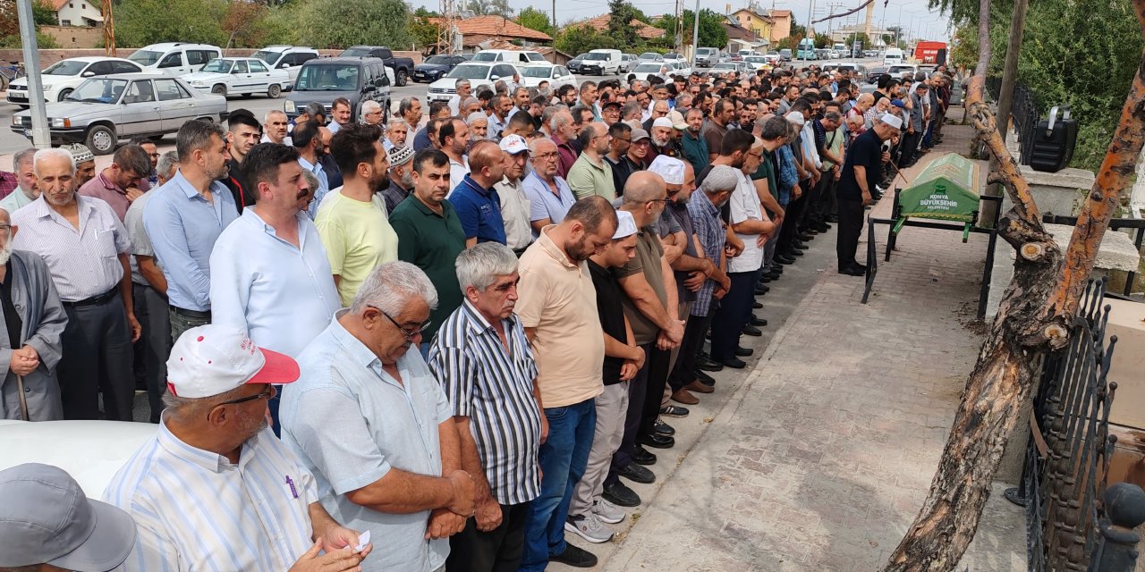 Ali Ünaldı dualarla toprağa verildi