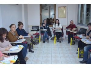 Çanakkale'de Aynalı Çarşı Esnafı Eğitime Alındı