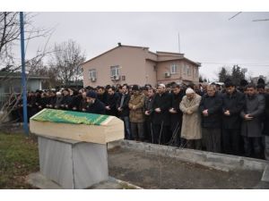 Ootomobilin Motosikletine Çarptığı Gazete Dağıtıcısı Hayatını Kaybetti