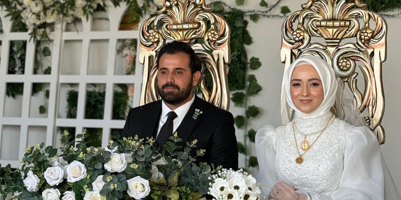 Mehmet Ali ve Fatma Nur'a  mutluluklar