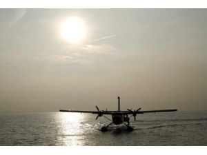 İzmit-haliç Arası Deniz Uçağı Seferleri Başladı