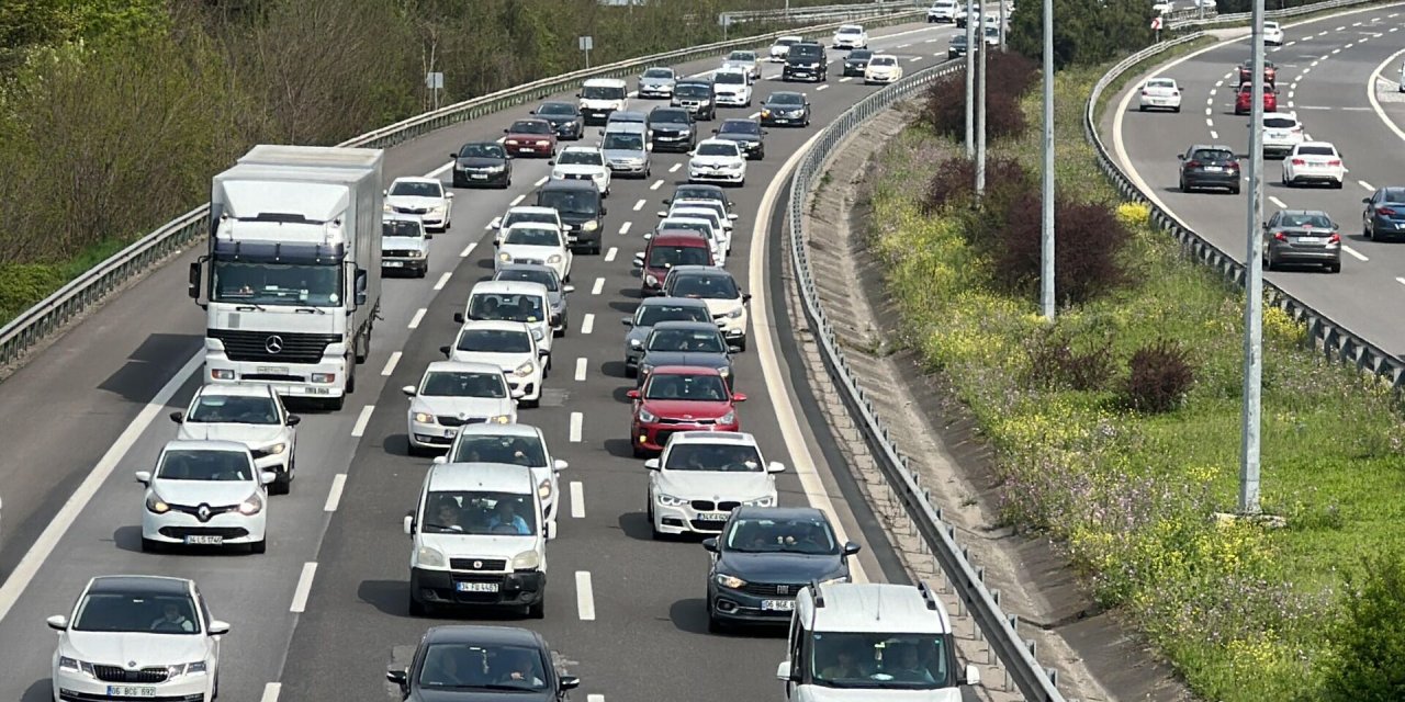 1 ayda 212 bin   taşıt trafiğe çıktı