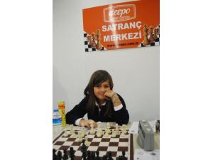 Satranç Turnuvası Deepo’da Başladı
