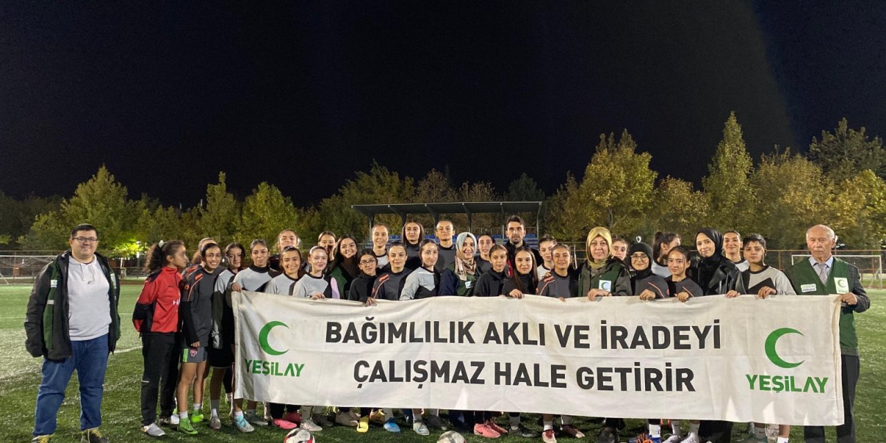 Yeşilay'dan Genç Ülkümspor’a moral ziyareti