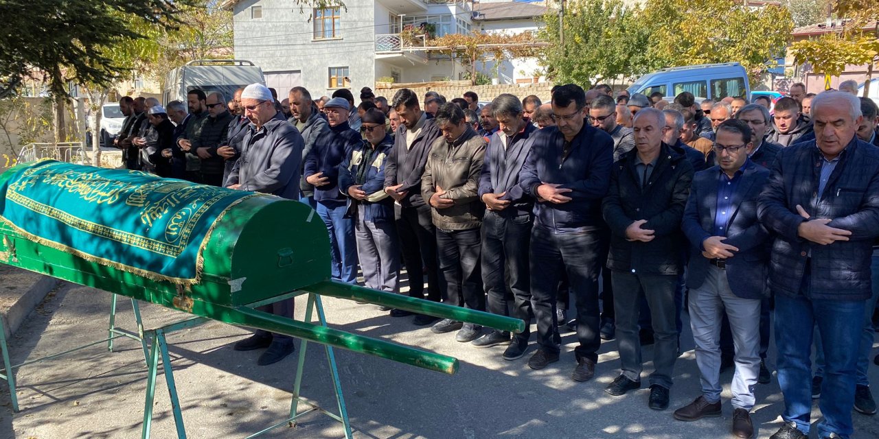 Konur’un kayınpederi Ceran toprağa verildi