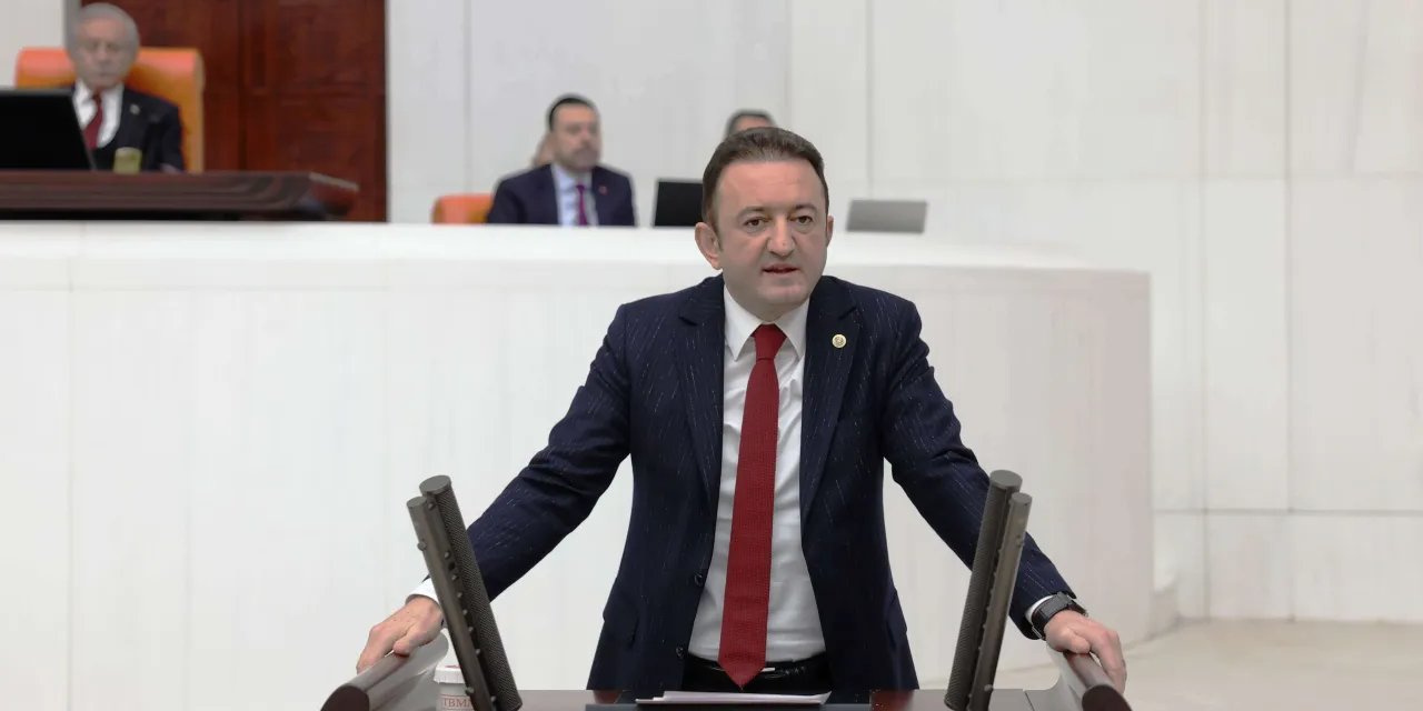 ‘Emeklilere seyyanen zam verilmeli’