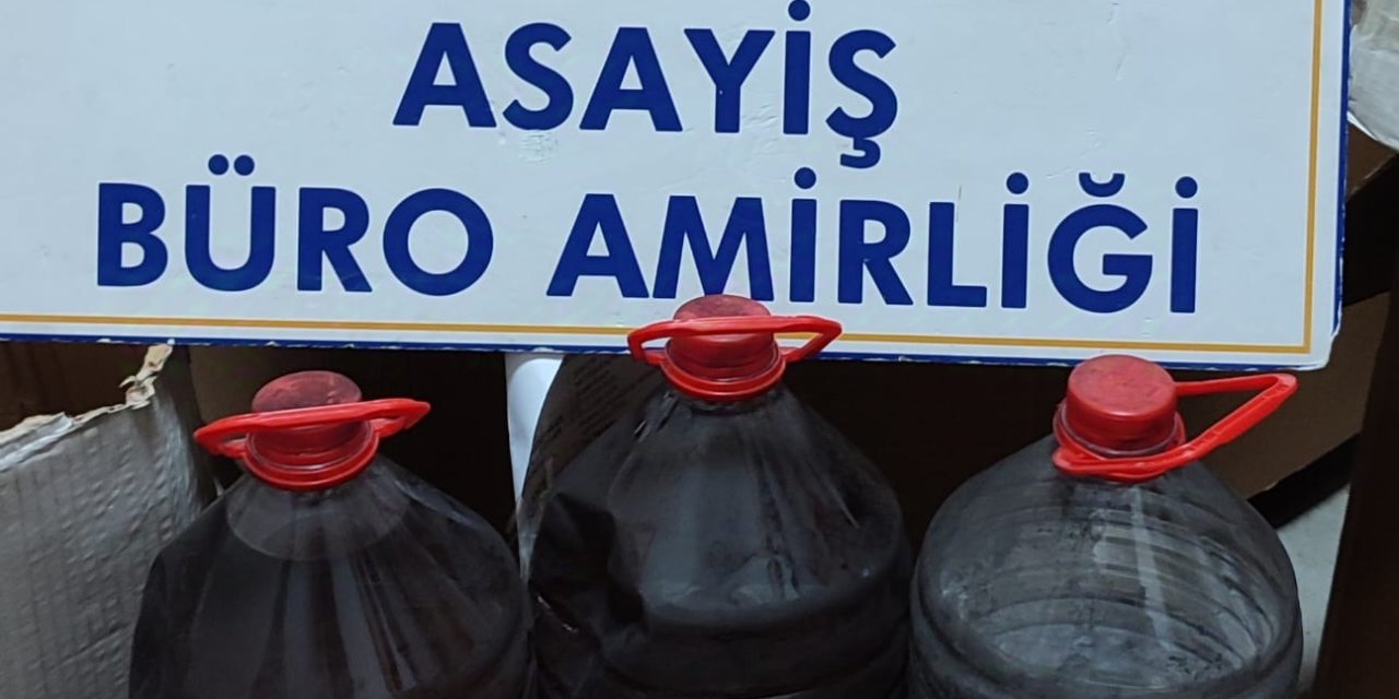 Akşehir’deki polis baskınında   Sahte içkiler ele geçirildi