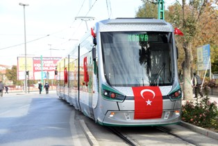 Yeni tramvay 15’inde hizmette