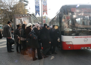 82 milyon toplu ulaşımı tercih etti