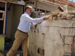 Mamak İlçesi Adım Adım Dönüşüyor