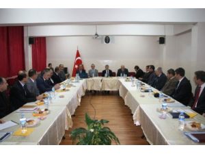 'Başkalarını Değiştirmek İçin Eğitimcilerimiz Önce Kendisinden Başlamalı'