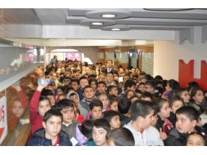 Kayseri'de Dershanenin Deneme Sınavına 83 Bin Kişi Girdi