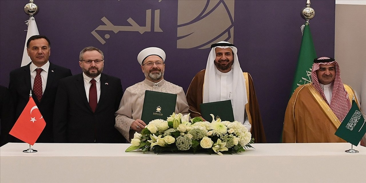 Diyanet İşleri Başkanı Erbaş, 2025 yılı hac protokolünü imzaladı