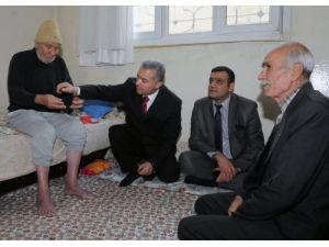 Yaşlı Ve Felçli Vatandaşa Kaymakam Sahip Çıktı