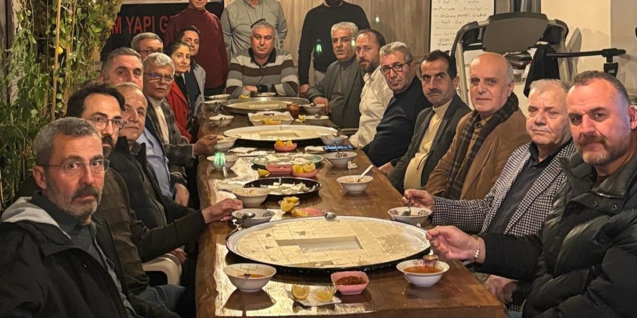 İzmir'de Konya geleneğini yaşatan iş insanları