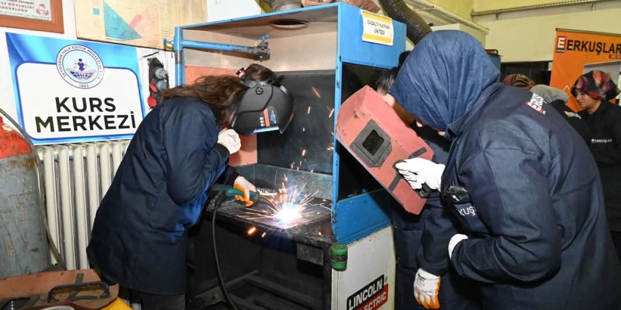 Kadınlara yönelik gazaltı  kaynağı kursu açıldı