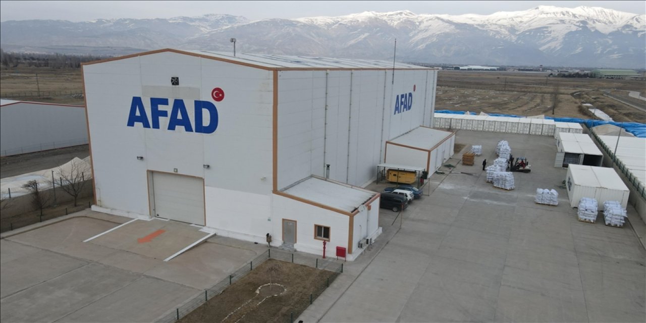 AFAD deprem kuşağındaki Erzincan'ın "bölgesel afet lojistiği"ni güçlendiriyor