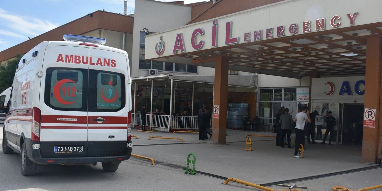 Aksaray'da ikinci kattaki evin penceresinden düşen kişi öldü