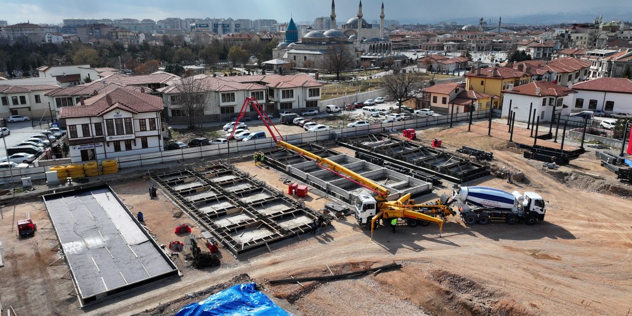 Türbe arkasına büyük dönüşüm! Maliyeti 223 milyon lira