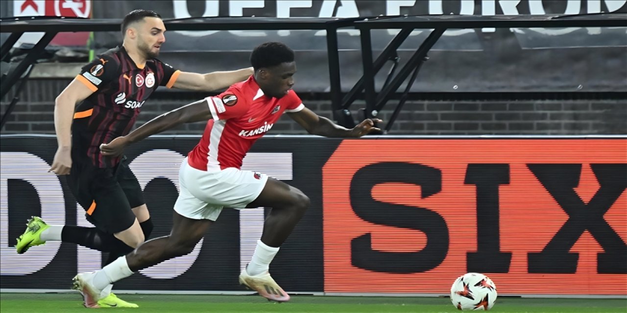 Galatasaray, Avrupa Ligi'nde tur şansını zora soktu