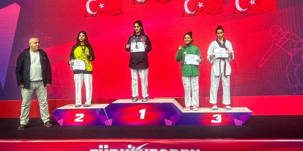 Meram Belediyesporlu Melek Yağmur Ergün turnuva üçüncüsü oldu