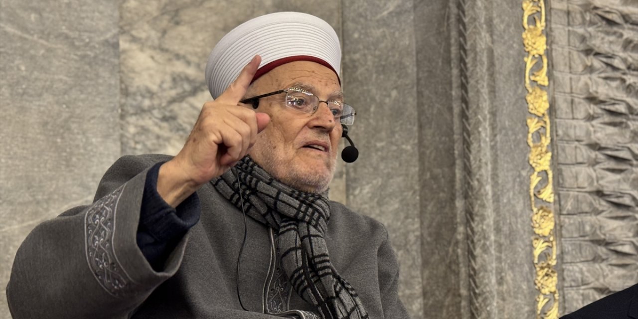 Mescid-i Aksa İmamı Şeyh Sabri, Konya'da cuma namazı kıldırdı