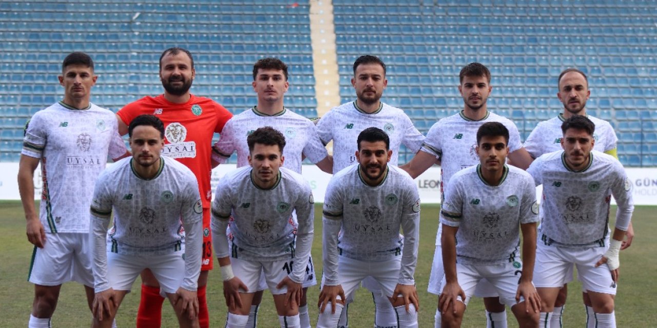 1922 Konyaspor puanları tek tek topluyor