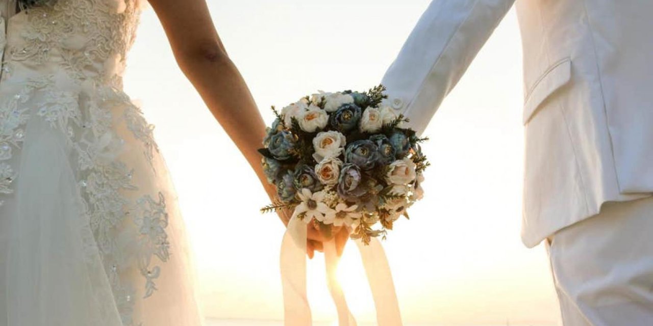 Gençler evlenmek için fona hücum etti!