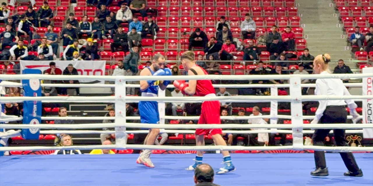 Boks heyecanı Konya'da yaşanıyor