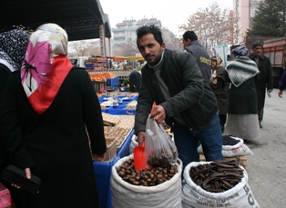 Kestanenin kilosu 15 lirayı buldu