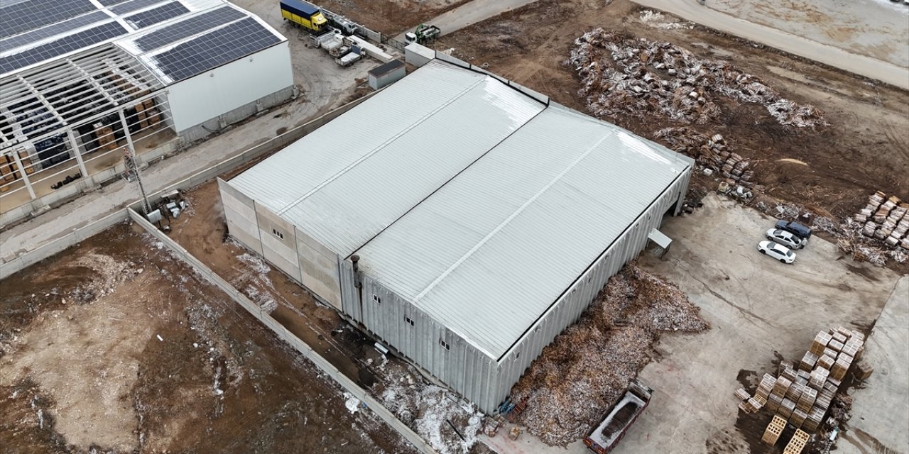 Devlet hibesiyle fabrika kurdu! Şimdi yılda 720 TIR dolusu ürün imal ediyor