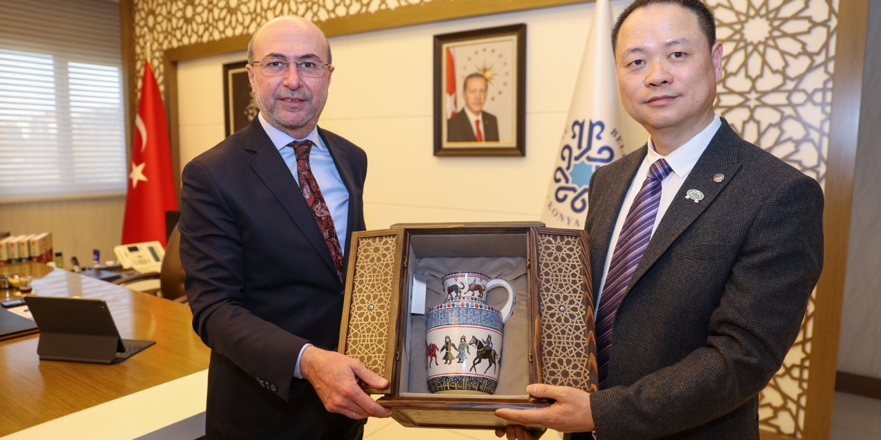 Çinli heyetten Pekyatırmacı'ya iş birliği ziyareti