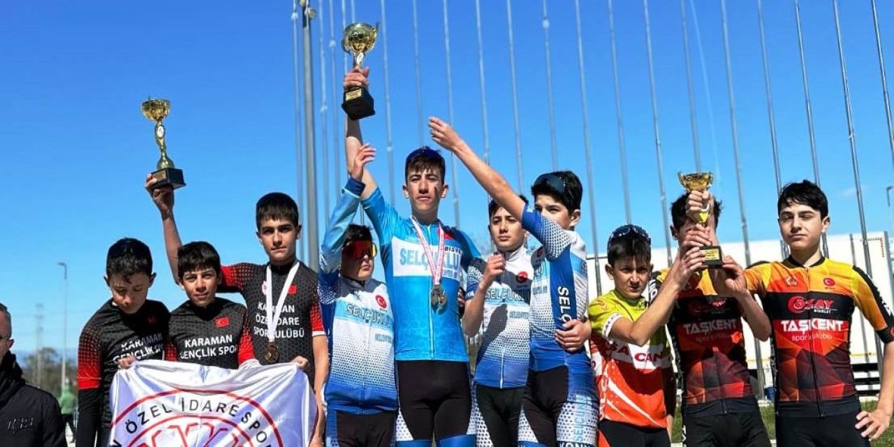 Taşkentspor Bisiklet Takımı kürsüyü boş bırakmıyor