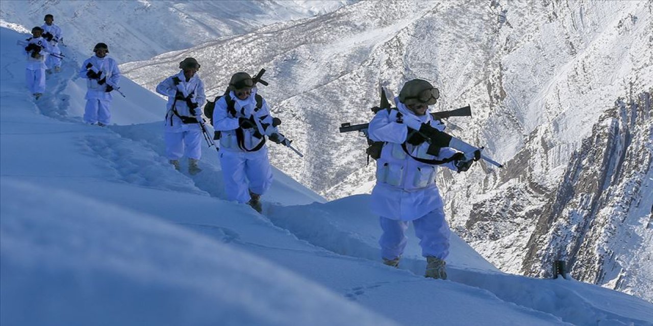 Irak ve Suriye'nin kuzeyinde teröre geçit yok!