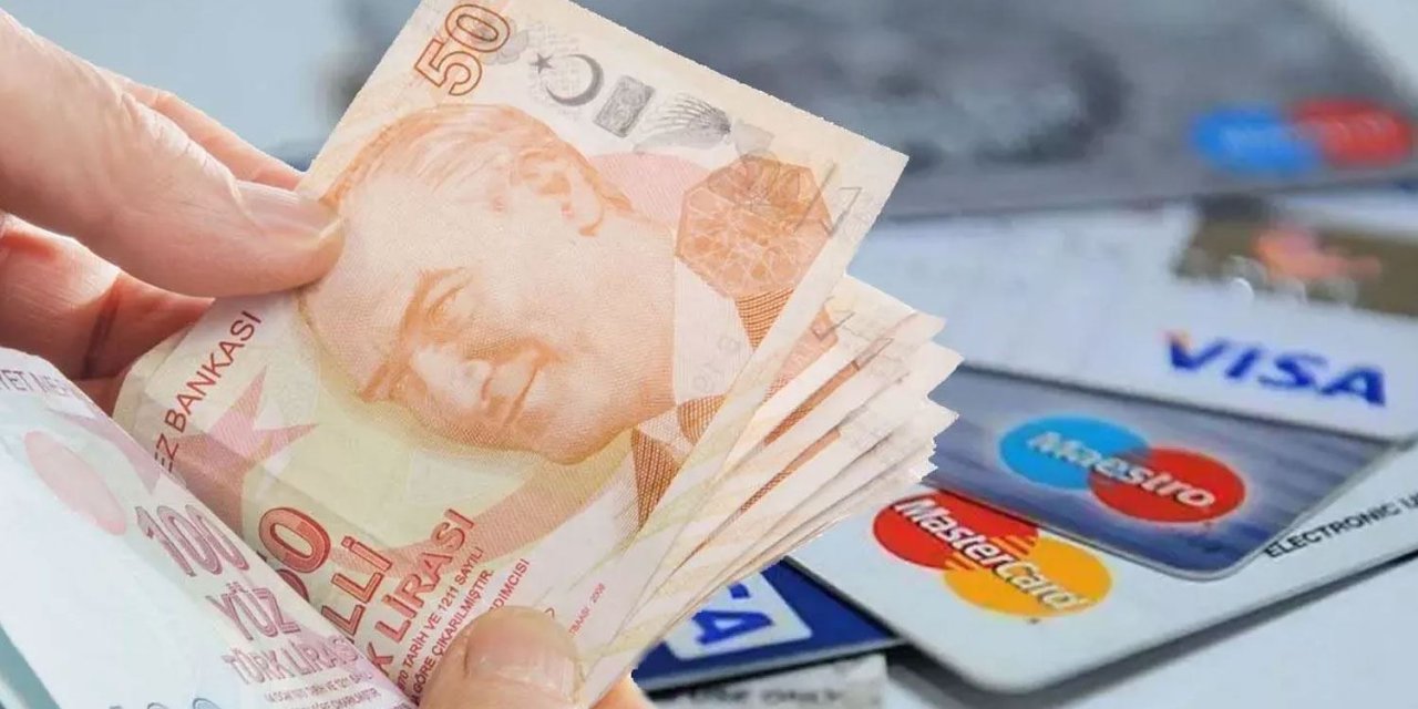 İki kişiden biri kredi kartı borcunu ödeyemiyor