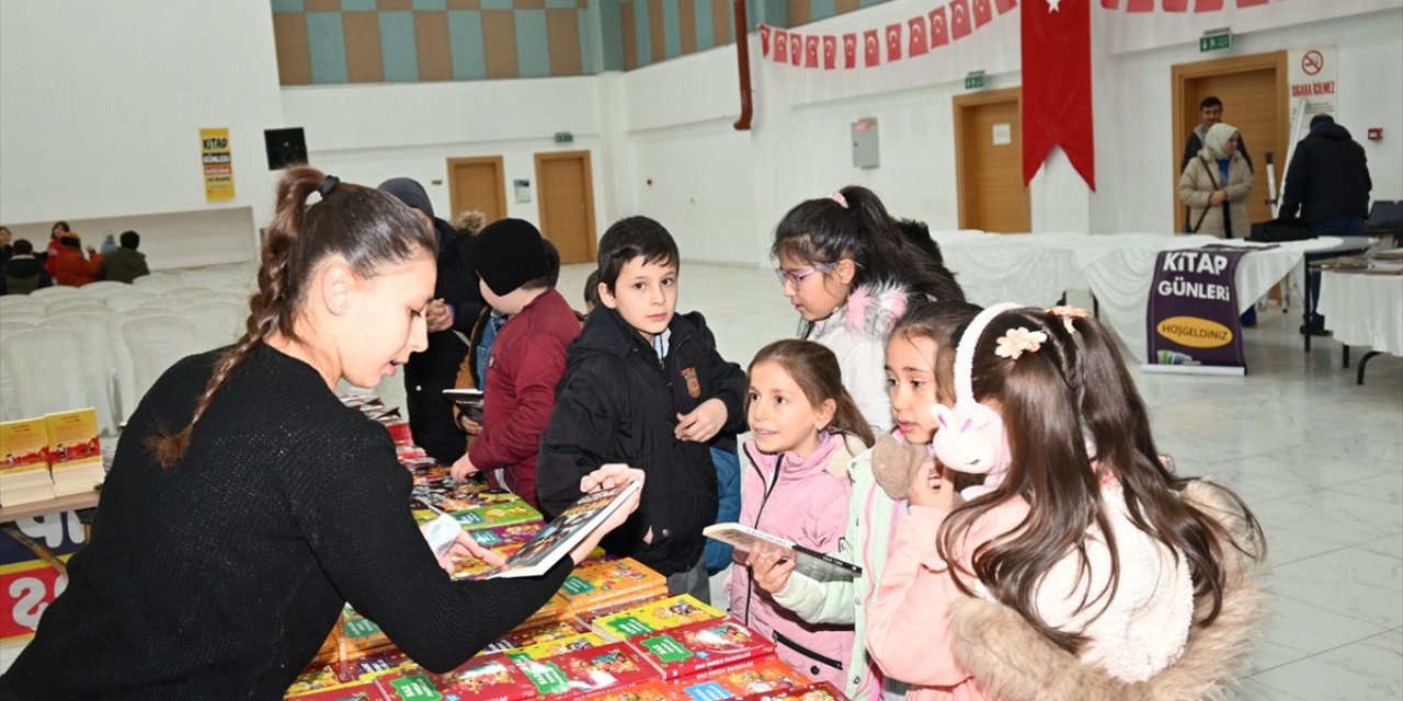 İlçedeki kitap günleri ilgi gördü
