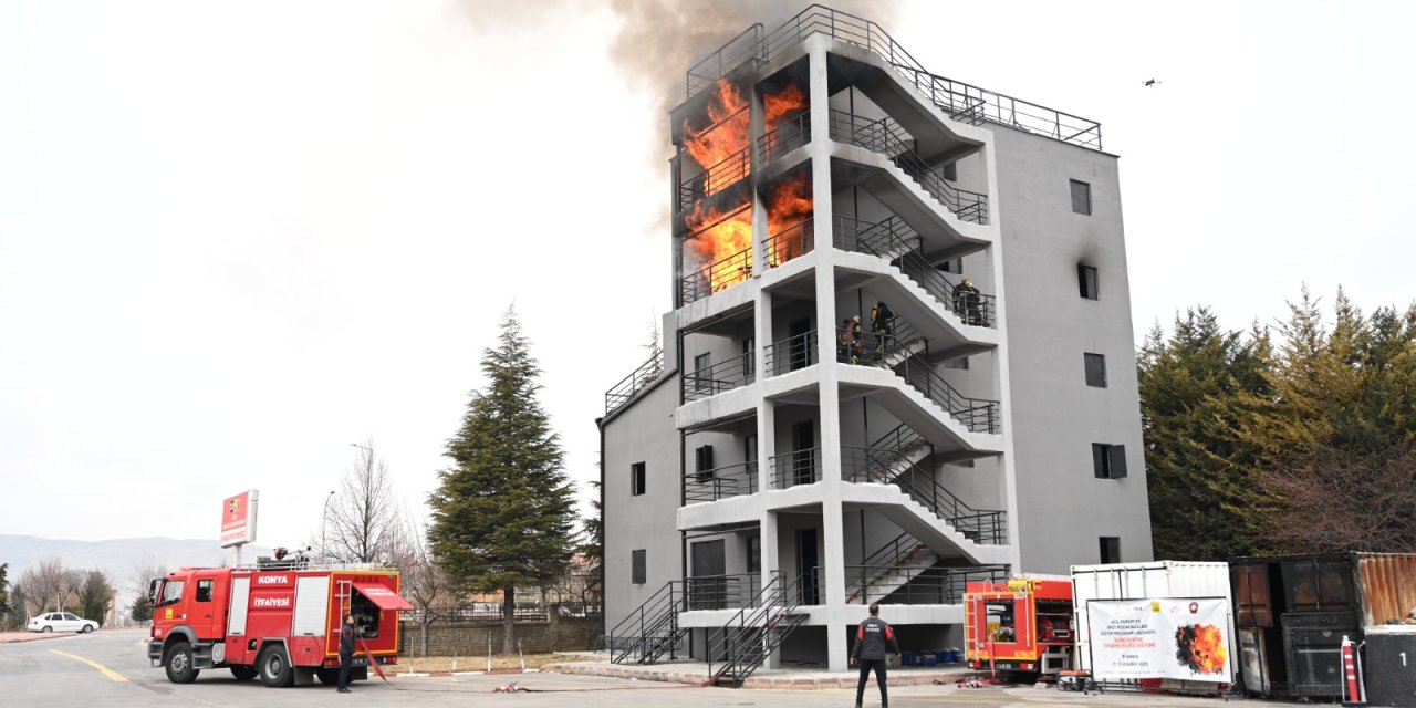 Konya'dan Kuzey Kıbrıslı itfaiyecilere eğitim