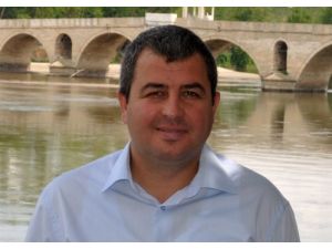 Yılın Bürokratı Seçilen Polis Müdürü De Görevinden Alındı