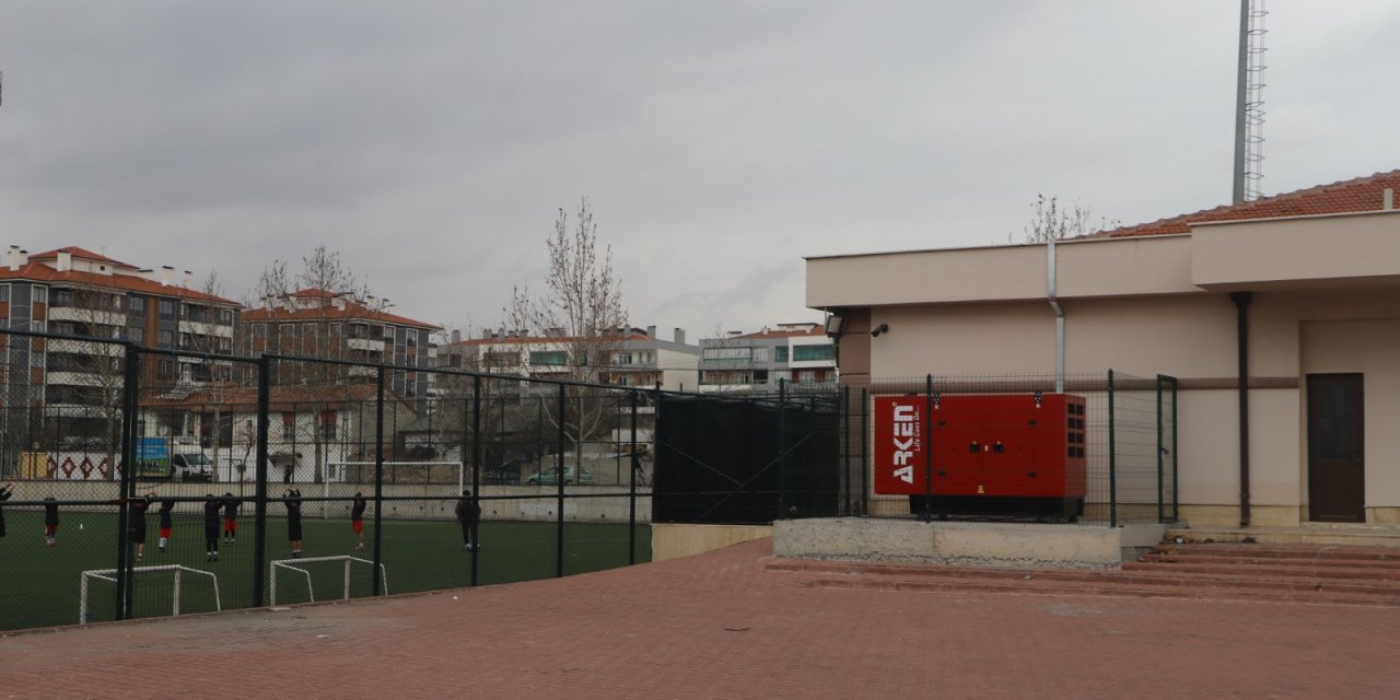 Konya GSİM’den sahalara jeneratör ve skorbord desteği