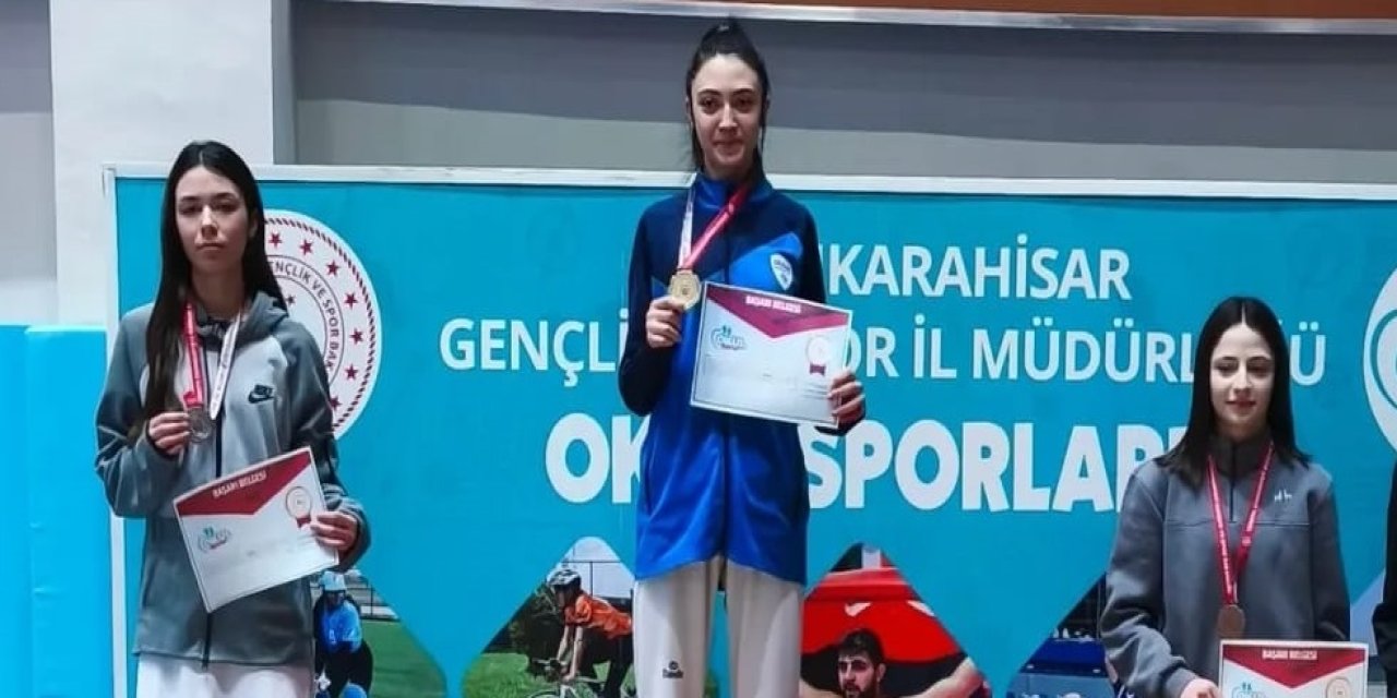 Konyalı tekvandoculardan  Afyon’da büyük başarı