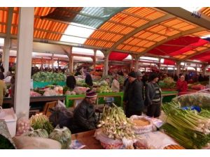 Köy Ürünleri Sebze Ve Meyve Fiyatlarını Düşürdü